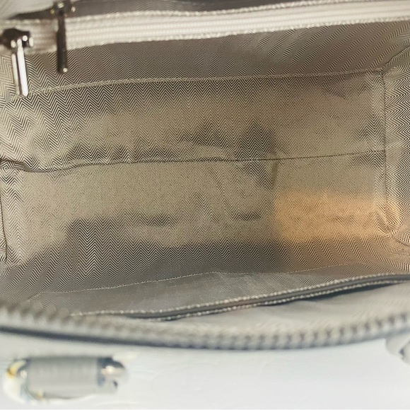 Genuine Leather Gray Crocodile Crossbody Shoulder Strap Bag With Scarf Detail - Picture 9 of 12